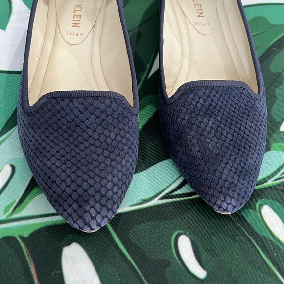 Anne Klein suede, navy snake flats - Picture 5 of 10